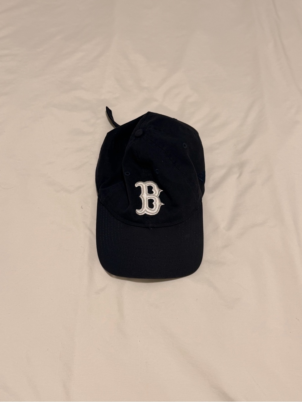 Womenโs New Era Boston Celtics Cap Navy Baseball with White Embroidered 'B' Logo